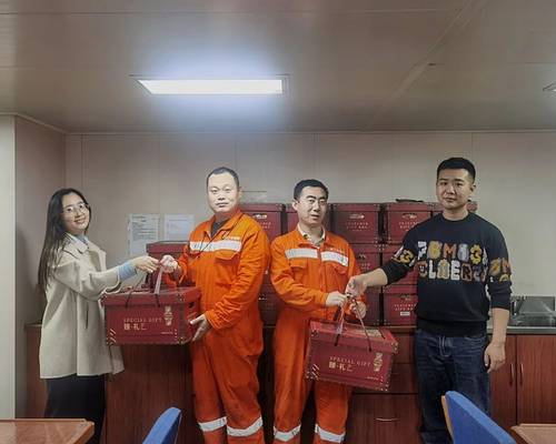 情深意濃，共賀新春|廈門華洋開展春節(jié)前訪船慰問活動